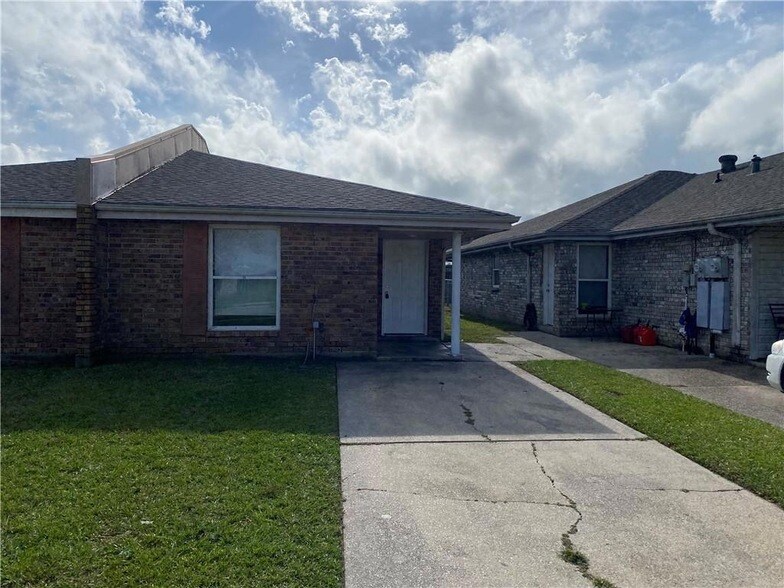 Foto principal - 9016 Amour Dr