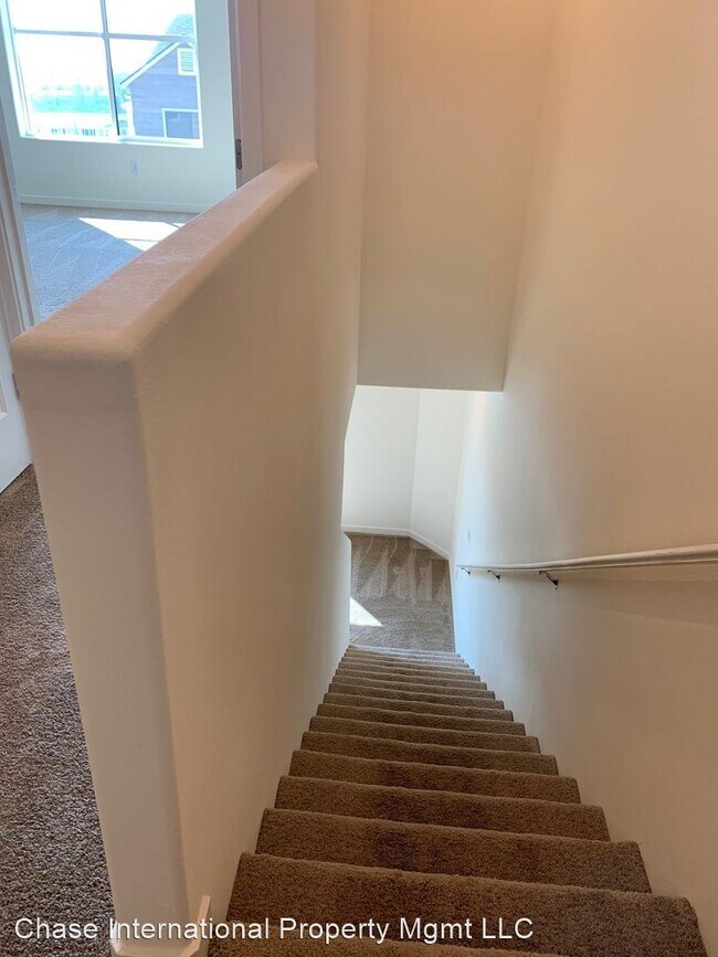 Building Photo - 5175 Ronald Stephen Cir