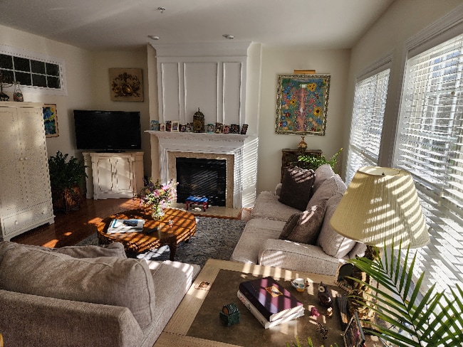 Photo - 304 Arthur Ct House