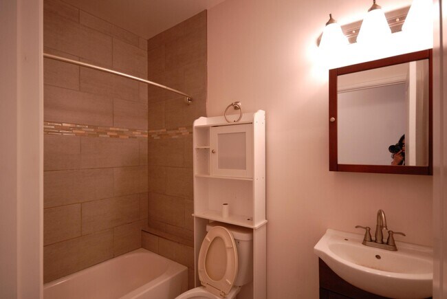 Bathroom 1 - 1821 N Willington St