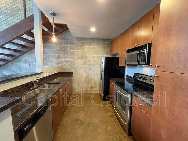 Photo - 2001 E 2nd Ave Apartment