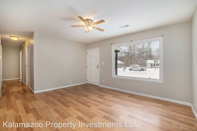 Building Photo - 3 br, 1 bath House - 1036 Darwood Avenue