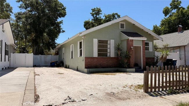 Foto del edificio - 905 Jones St