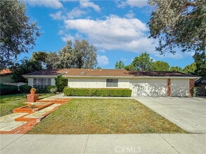 Building Photo - 9201 Paso Robles Ave