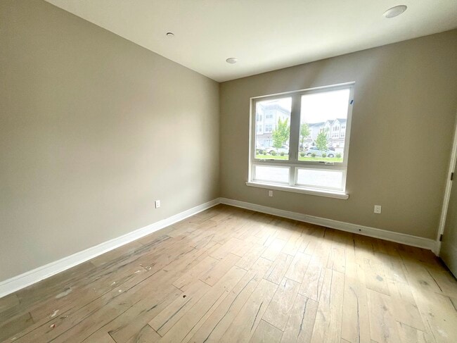 Building Photo - 3206 Capri Dr