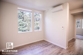 Interior Photo - The Woods on Marquam Hill