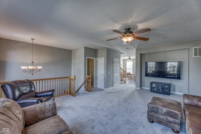 Building Photo - 5583 Trammel Ct