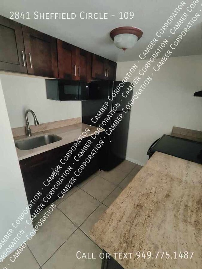 Building Photo - 2841 Sheffield Cir