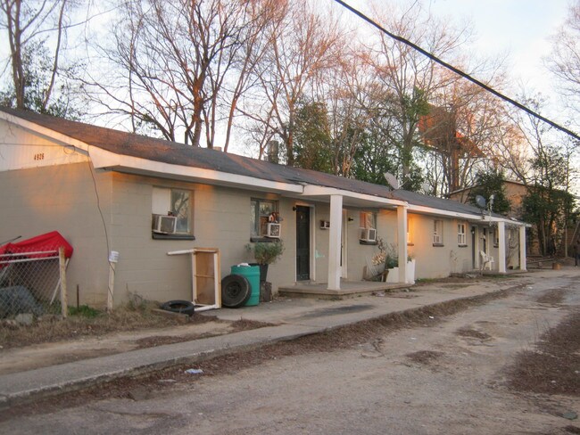 Foto del edificio - 4715-4719 13th Ave