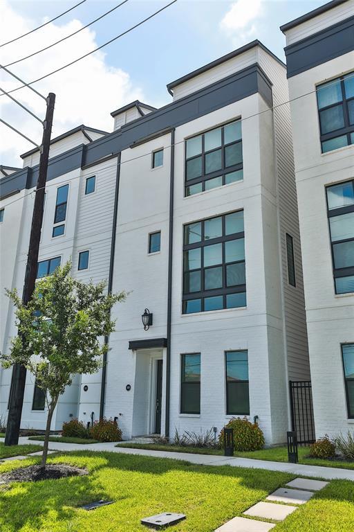 1108 Ennis St, Houston, TX 77003 Condo for Rent in Houston, TX