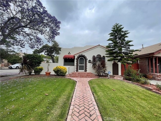 Building Photo - 3601 Cerritos Ave