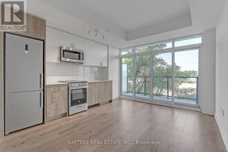 Building Photo - 1195 The Queensway