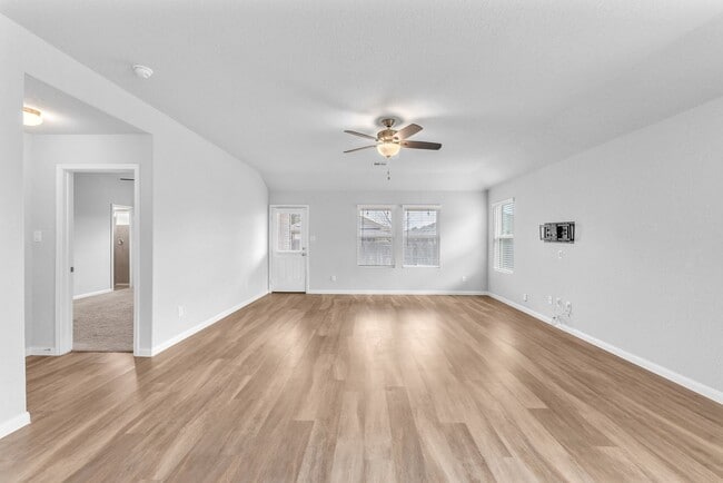 Foto del edificio - Spacious 3-Bed, 2-Bath Home in San Antonio