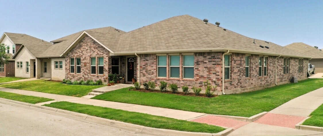 Building Photo - 302 Stockade Ln