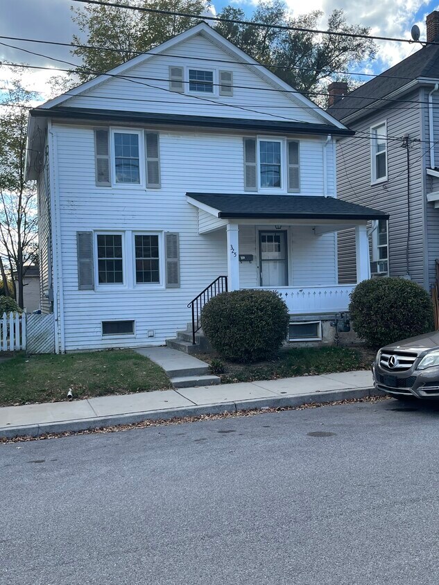 Foto principal - 325 2nd Ave