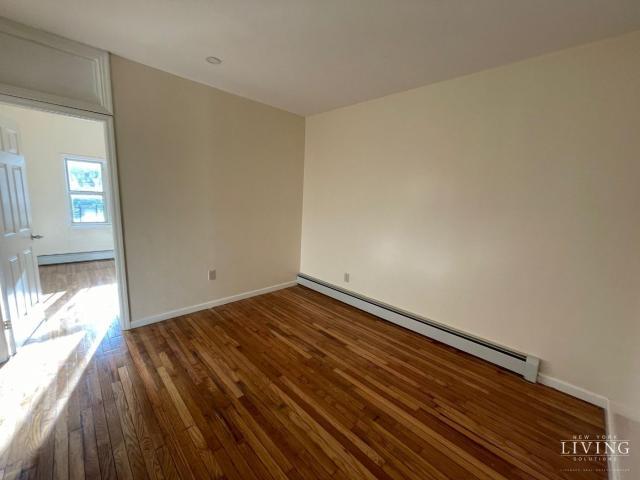 Foto del edificio - 3 bedroom in BROOKLYN NY 11208