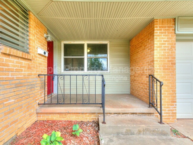Building Photo - 2608 Greystone Ct