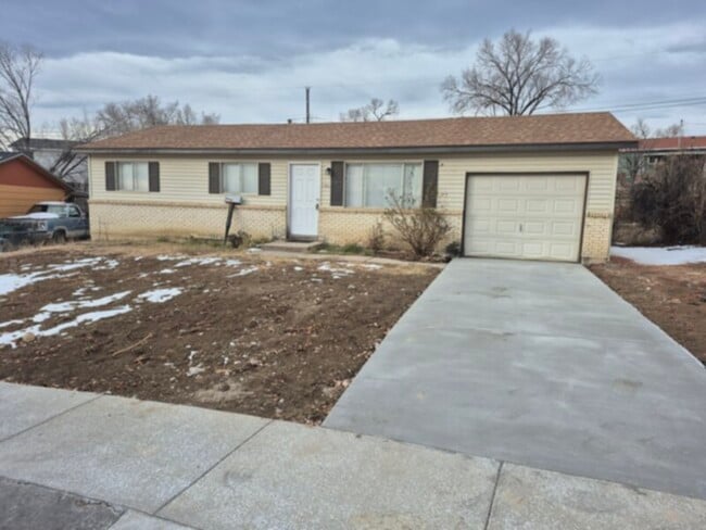 Single Family Home - Single Family Home