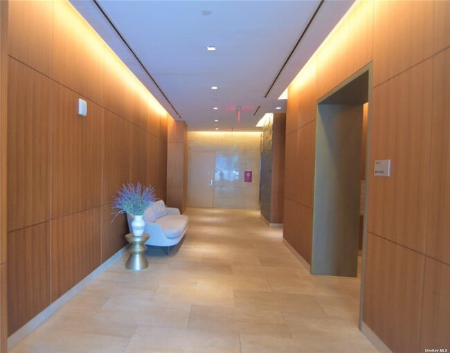 Foto del edificio - 13835 39th Ave
