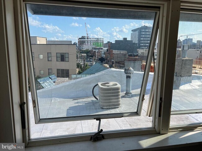 Foto del edificio - 905-7 N 2nd St