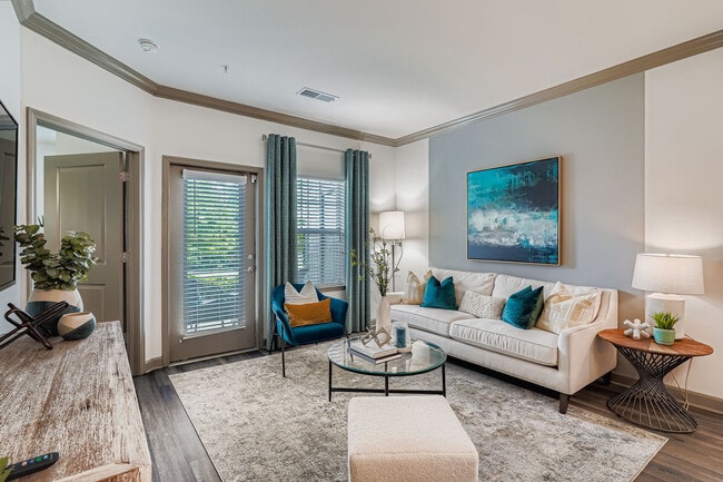 Building Photo - Ventana Northlake