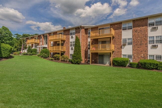 Building Photo - Parkview