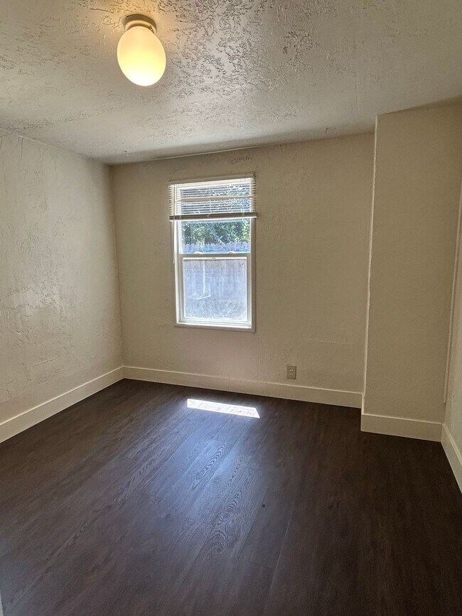 Foto del edificio - 1380 Palm Ave