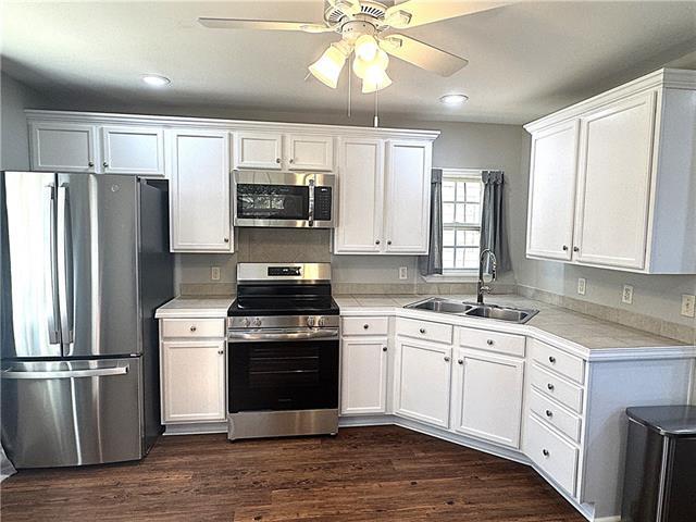 Building Photo - 13151 Cleveland St