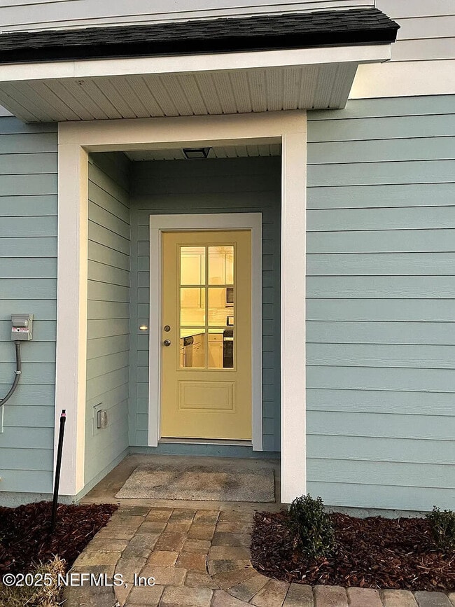 Building Photo - 355 Brandon Lks Dr