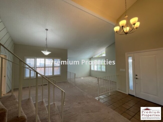 Foto del edificio - 3006 Stinson Cir