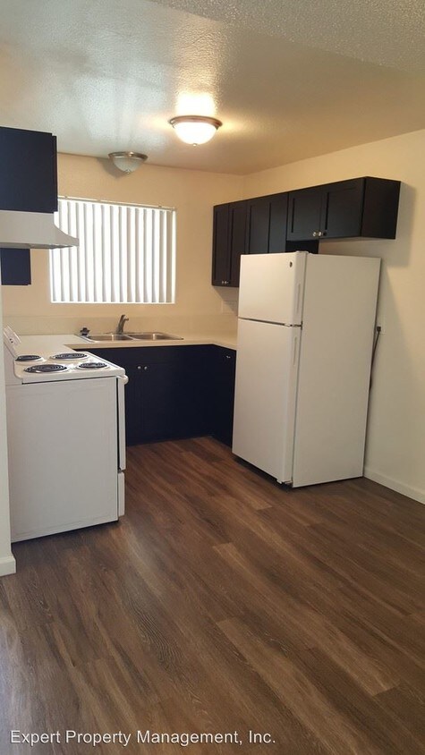 Foto principal - 1855 Bayview Heights Dr