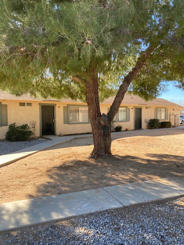 Building Photo - 13652 Pauhaska Rd