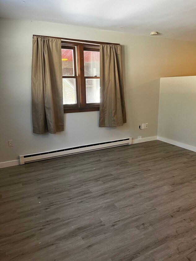 334 Weare Rd Unit 7, Henniker, NH 03242 Apartments in Henniker, NH