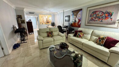 Building Photo - 4502 N Federal Hwy