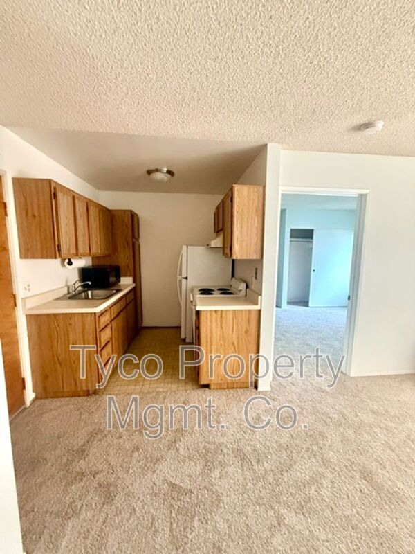 Foto del edificio - 6650 Amherst St