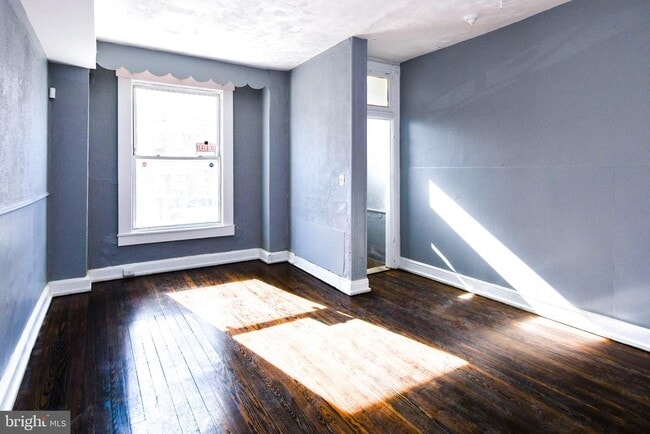 Building Photo - 2116 W Baltimore St