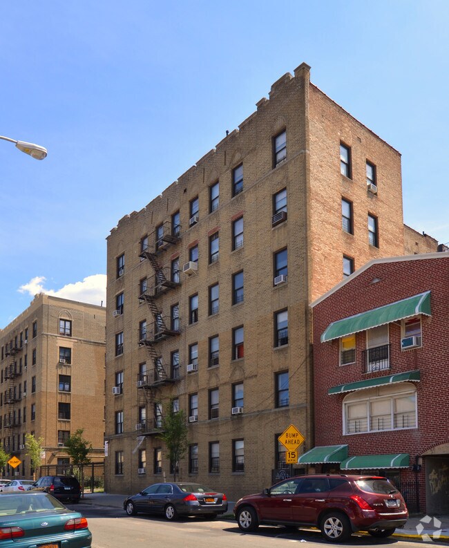 2022 2025 Benedict Avenue Apartments Bronx, NY