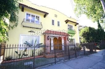 Foto del edificio - 5656 Franklin Ave