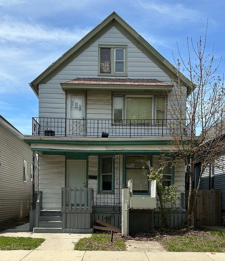 Foto principal - 2479 S 9th Pl