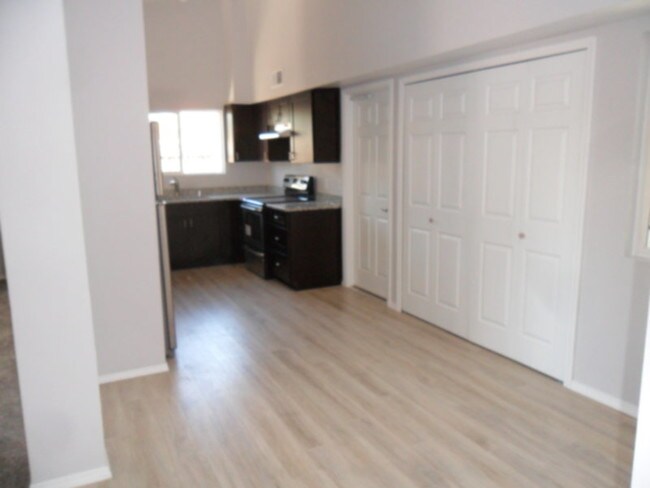 Foto del edificio - Like new, better hurry