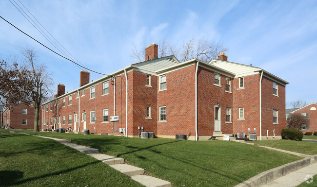 Building Photo - Somerset Square Condominiums