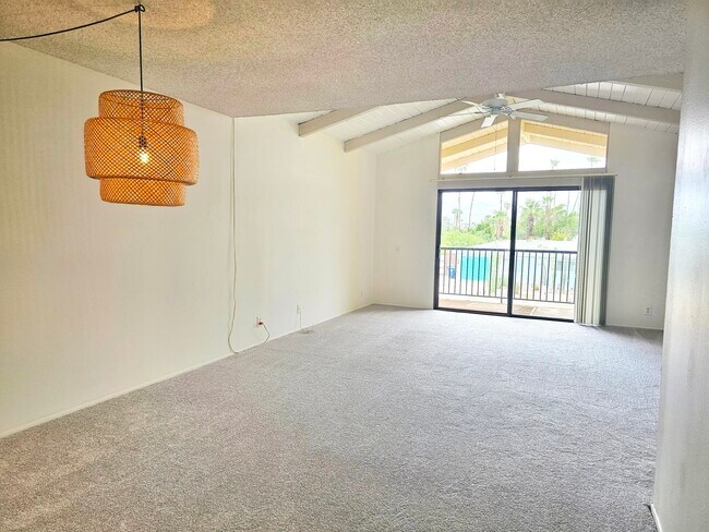 Foto del edificio - 1415 N Sunrise Way