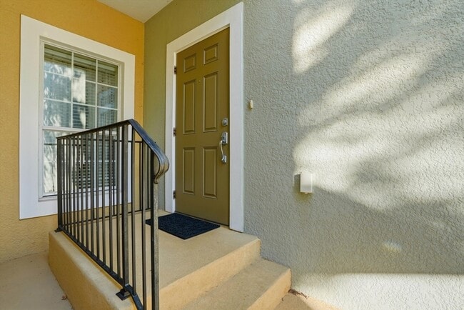 Building Photo - 6633 Jefferson Garden Ct