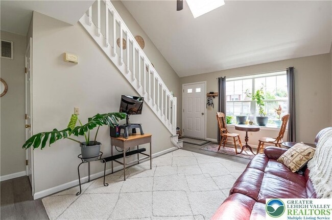 Foto del edificio - 2717 Tamlynn Ln