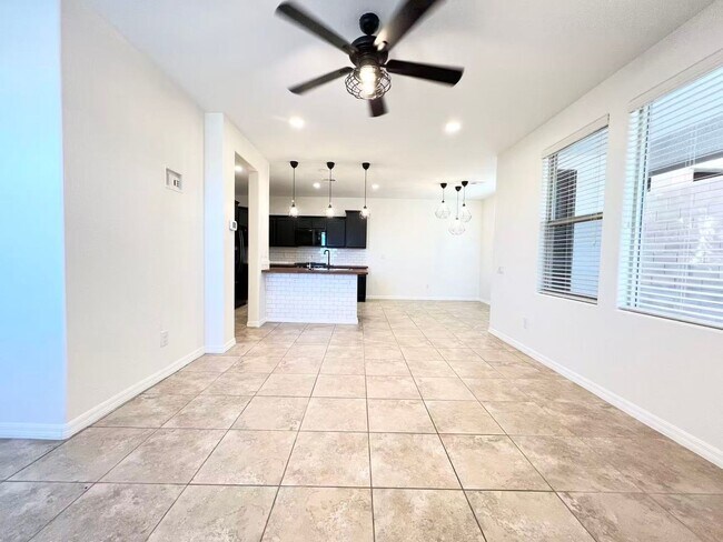 Foto del edificio - Wonderful two-story single-family house lo...