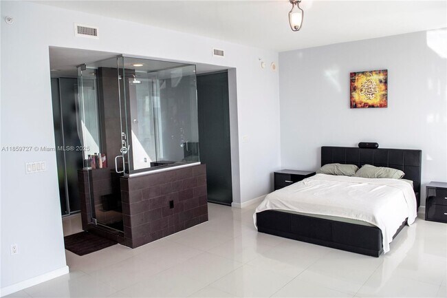 Foto del edificio - 1040 Biscayne Blvd