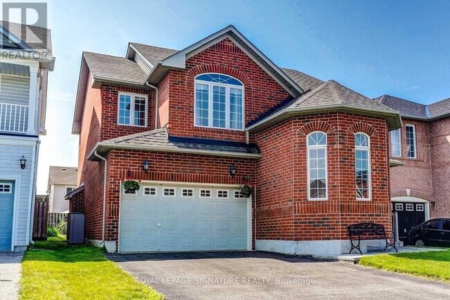 Building Photo - 1215 Wadebridge Crescent