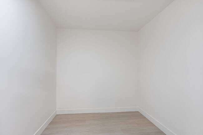 Building Photo - BRAND NEW CONSTRUCTION - Move-In Special 8...