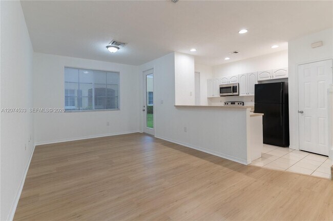 Foto del edificio - 6061 SW 19th Ct
