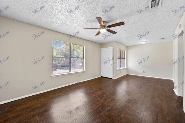 Foto del edificio - Great 2/1 Duplex in Fort Worth (76110)!